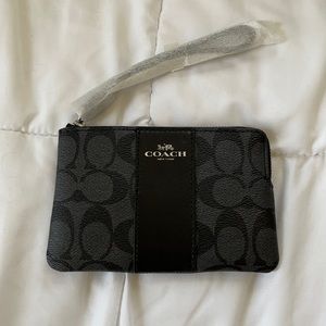 Coach wristlet NWT